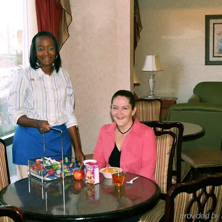 Hampton Inn Paris 
